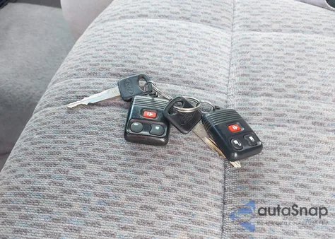 1998 Ford F-150 Lariat/Standard/Xl/Xlt from USA, damaged, VIN 1FTDX1762WNA09775